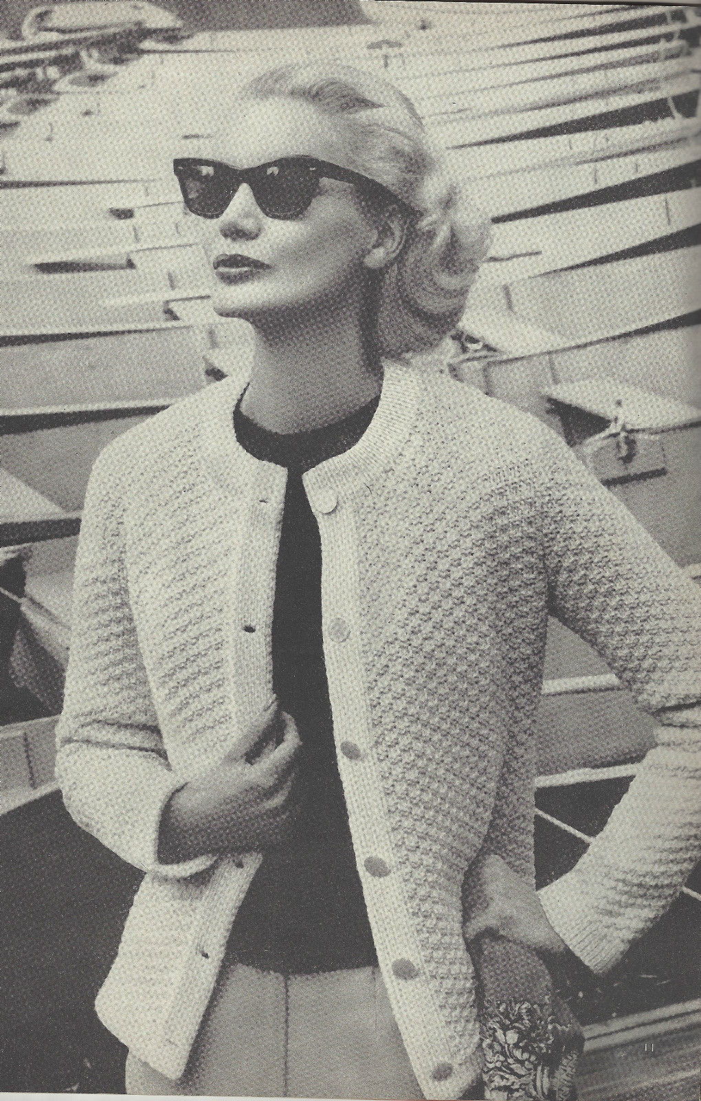 1959-Vintage-KNITTING-Pattern-V91-By-VOGUE-252223250010